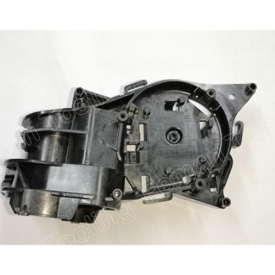 automotive-plastic-injection-molding-pick-motor-housing.jpg